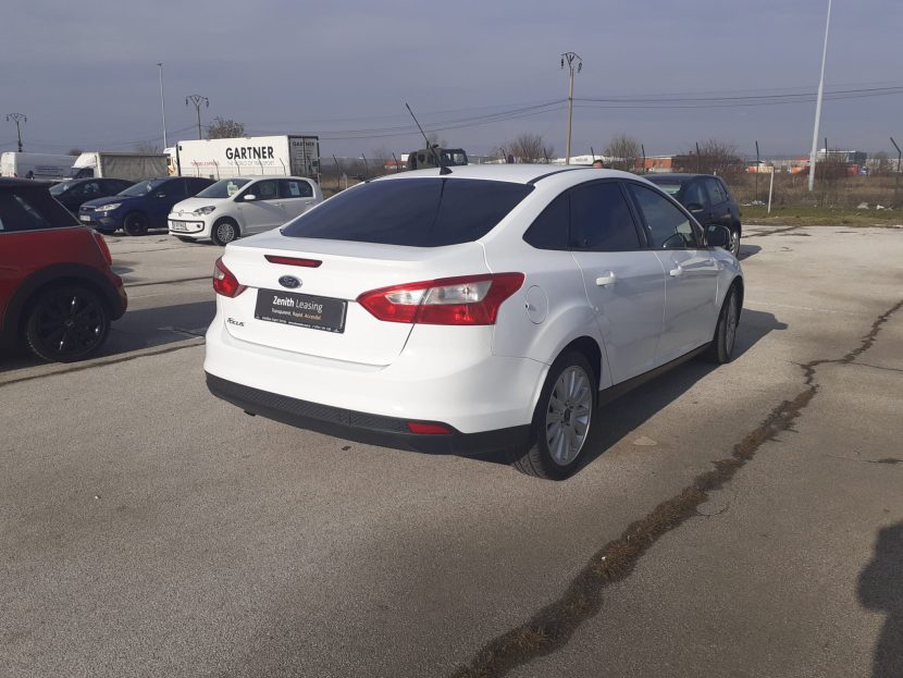 FORD FOCUS 1.6 Diesel 95 CP - imagine 2