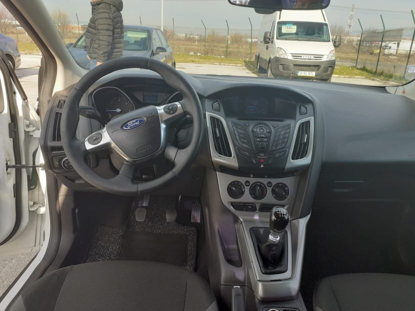 FORD FOCUS 1.6 Diesel 95 CP - imagine 3