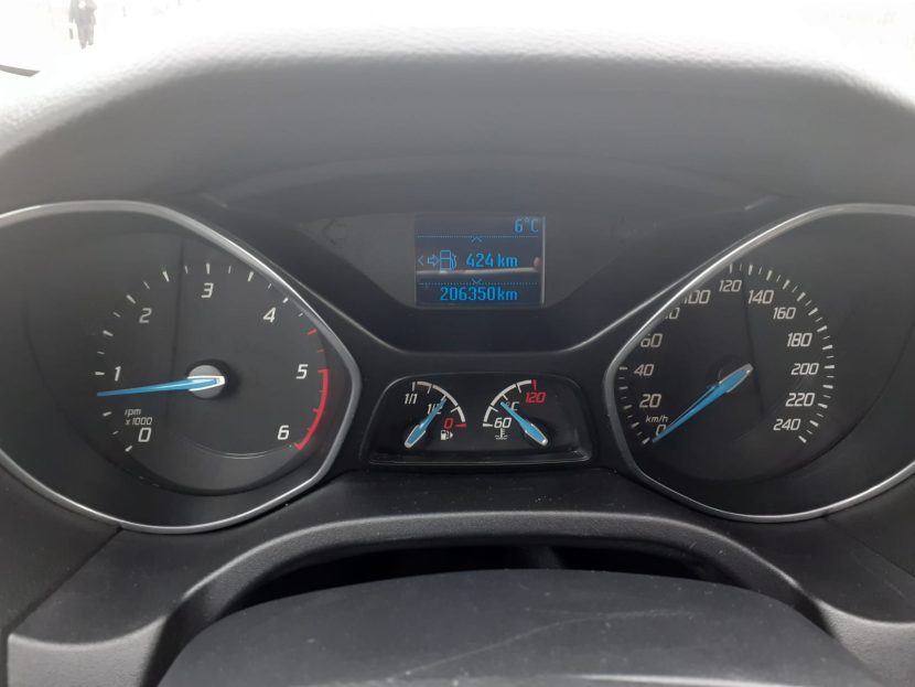 FORD FOCUS 1.6 Diesel 116 CP - imagine 6
