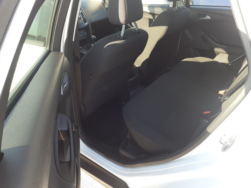 FORD FOCUS 1.5 Diesel 95 CP - imagine 5