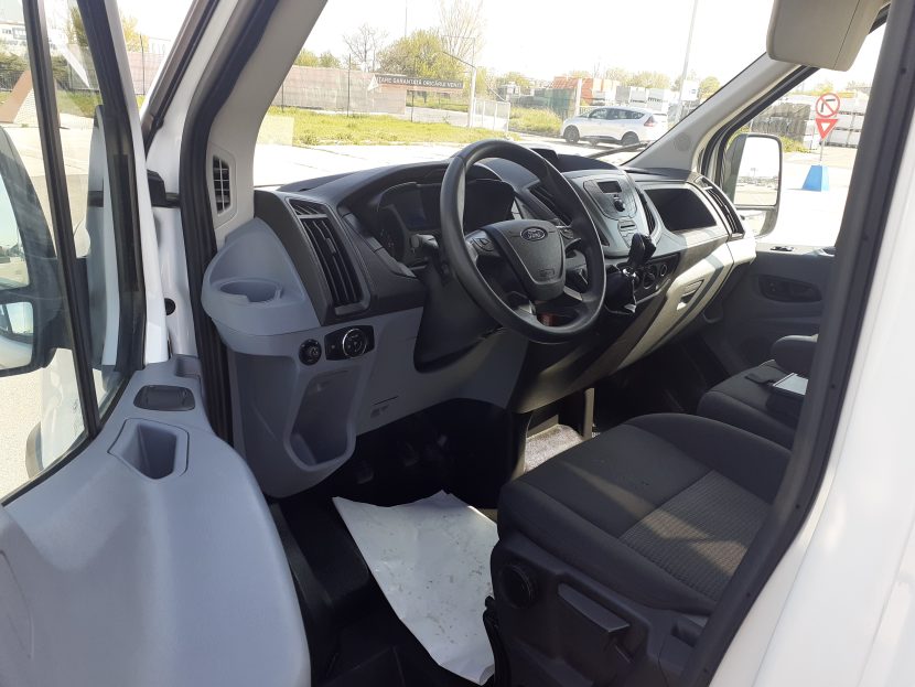 FORD TRANSIT 2.2 Diesel 125 CP - imagine 4