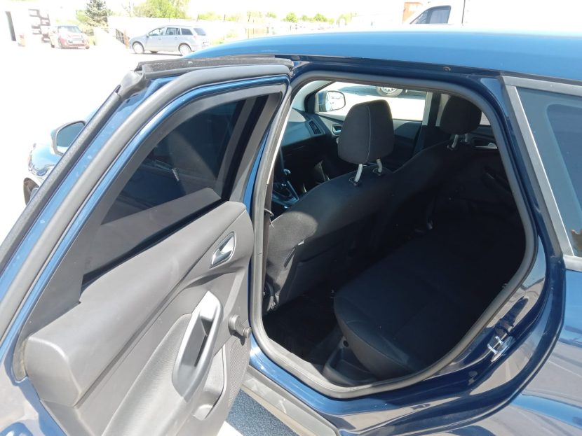 FORD FOCUS 1.5 Diesel 95 CP - imagine 5