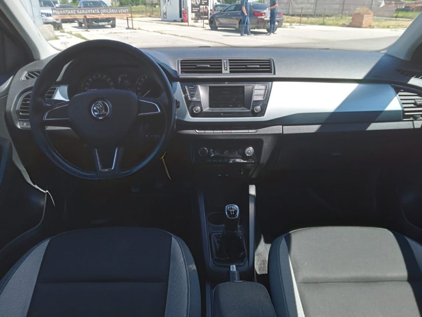 SKODA FABIA 1.4 Diesel 90 CP - imagine 3