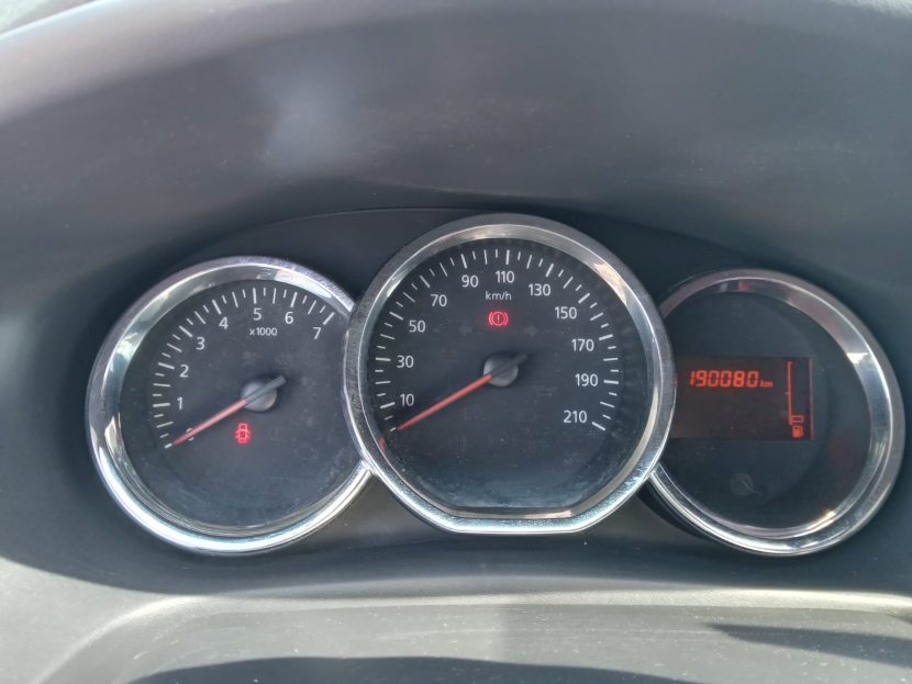 DACIA LOGAN 0.9 Benzina 90 CP - imagine 6