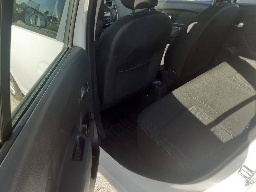 DACIA LOGAN 1.5 Diesel 75 CP - imagine 5