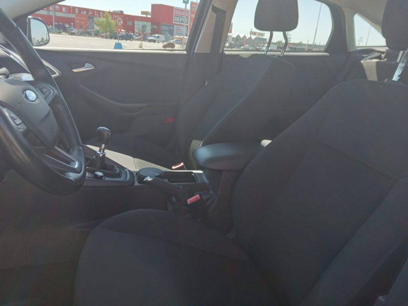 FORD FOCUS 1.5 Benzina 150 CP - imagine 4