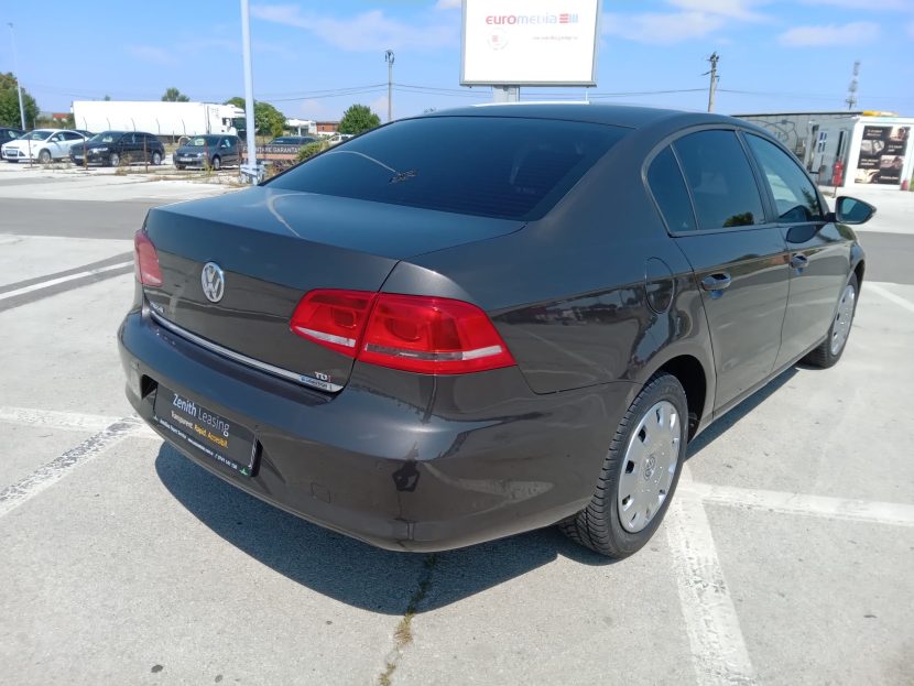 VOLKSWAGEN PASSAT 1.6 Diesel 105 CP - imagine 2