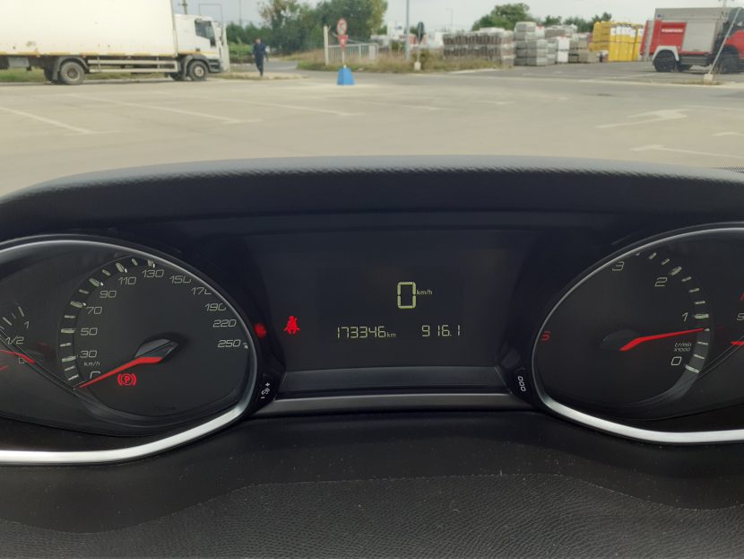 PEUGEOT 308 1.6 Diesel 120 CP - imagine 6