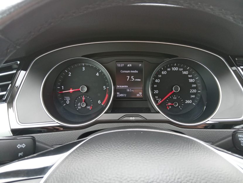 VOLKSWAGEN PASSAT 2.0 Diesel 150 CP - imagine 6