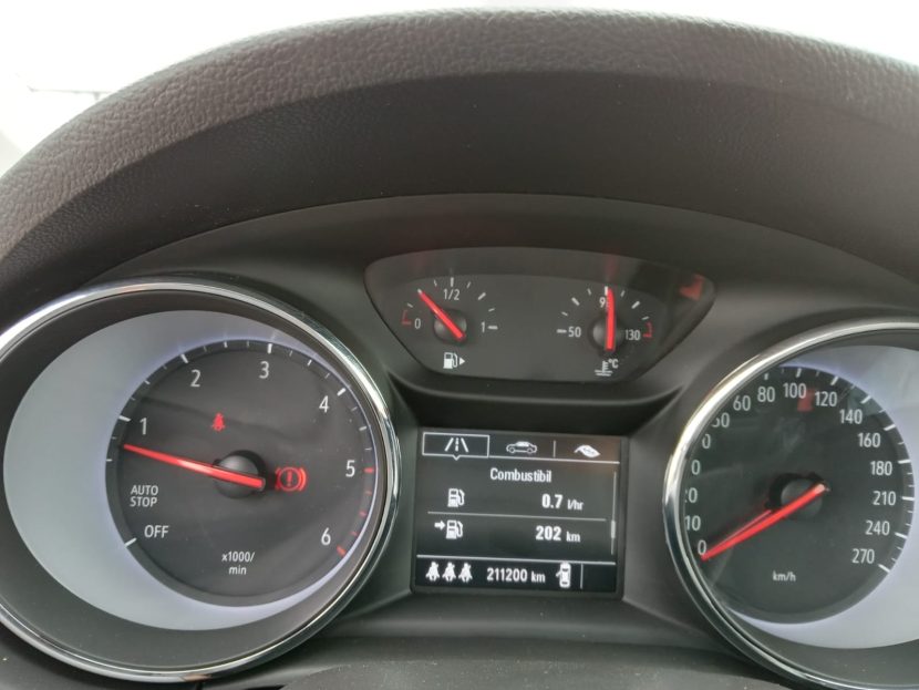 OPEL ASTRA SPORTS TOURER 1.6 Diesel 110 CP - imagine 6
