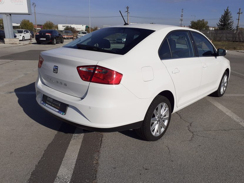 SEAT TOLEDO 1.0 Benzina 110 CP - imagine 2