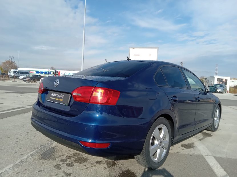VOLKSWAGEN JETTA 1.6 Diesel 105 CP - imagine 2