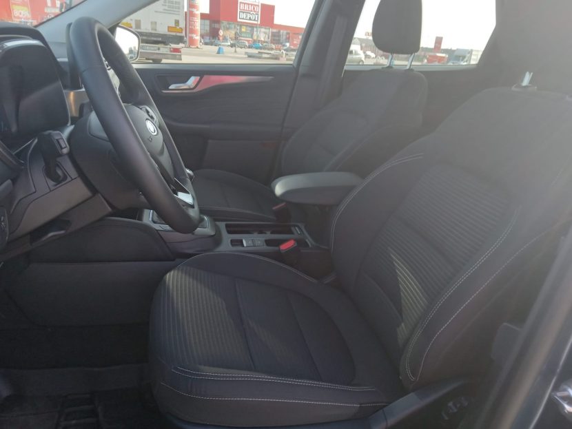 FORD KUGA 1.5 Benzina 150 CP - imagine 4