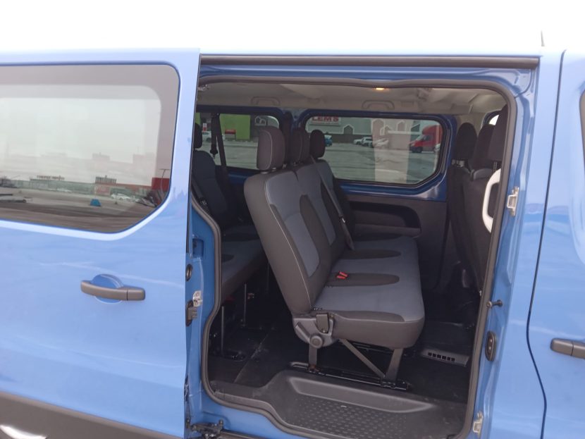 OPEL VIVARO 1.6 Diesel 125 CP - imagine 5