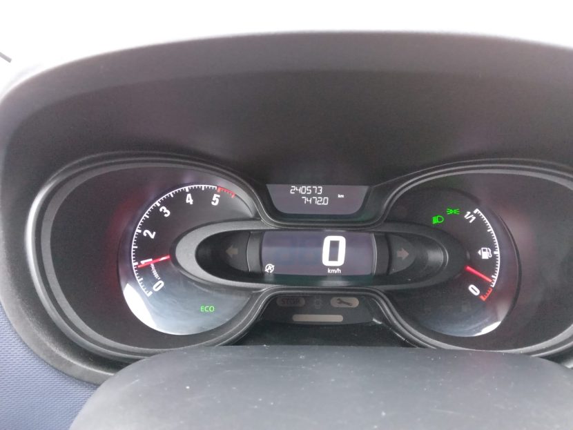 OPEL VIVARO 1.6 Diesel 125 CP - imagine 6