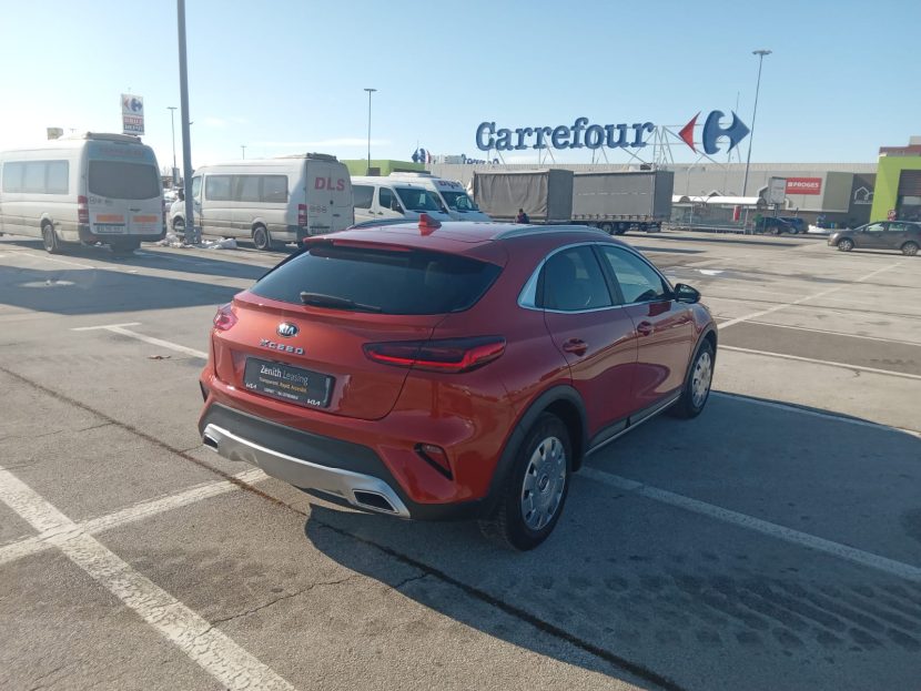 KIA XCEED 1.5 Benzina 160 CP - imagine 2
