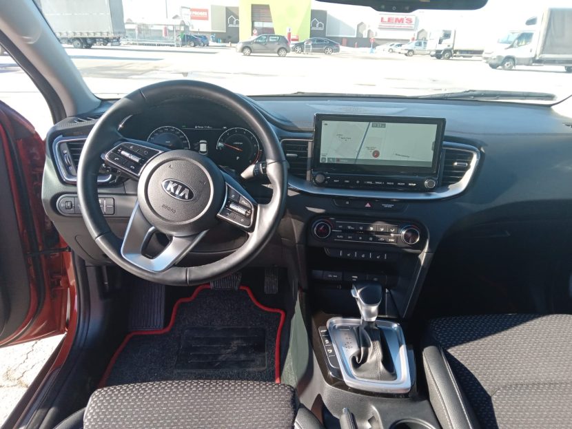 KIA XCEED 1.5 Benzina 160 CP - imagine 3