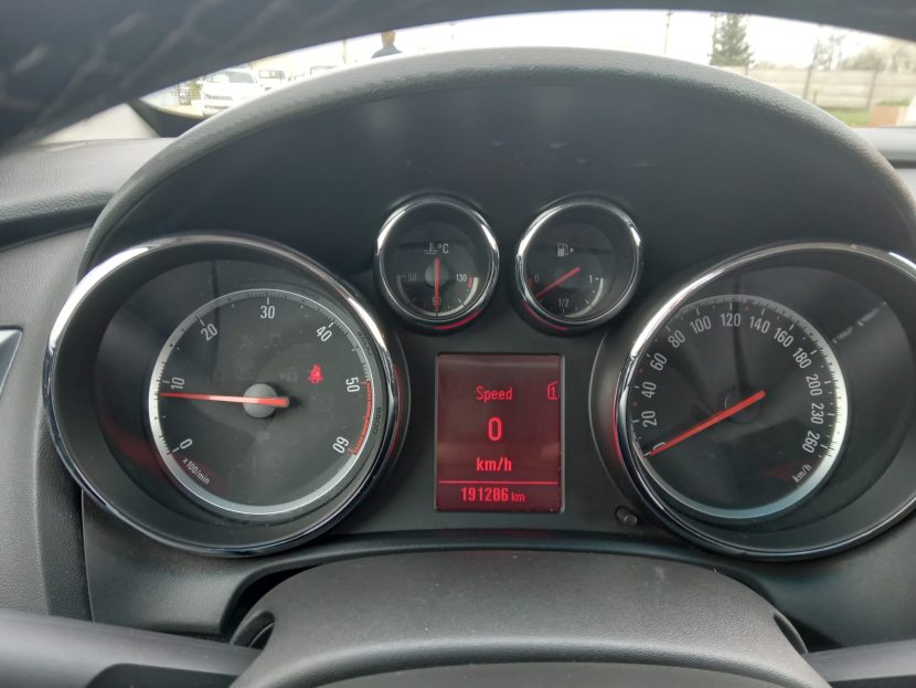 OPEL ASTRA J 1.7 Diesel 110 CP - imagine 6