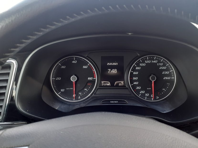 SEAT LEON ST 1.6 Diesel 105 CP - imagine 6
