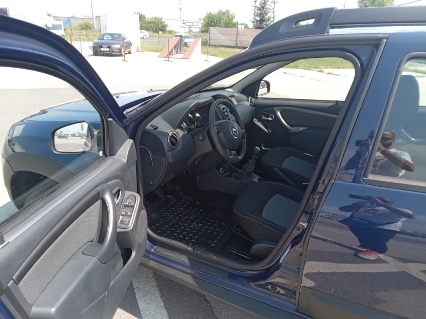 DACIA DUSTER 1.5 Diesel 109 CP - imagine 4