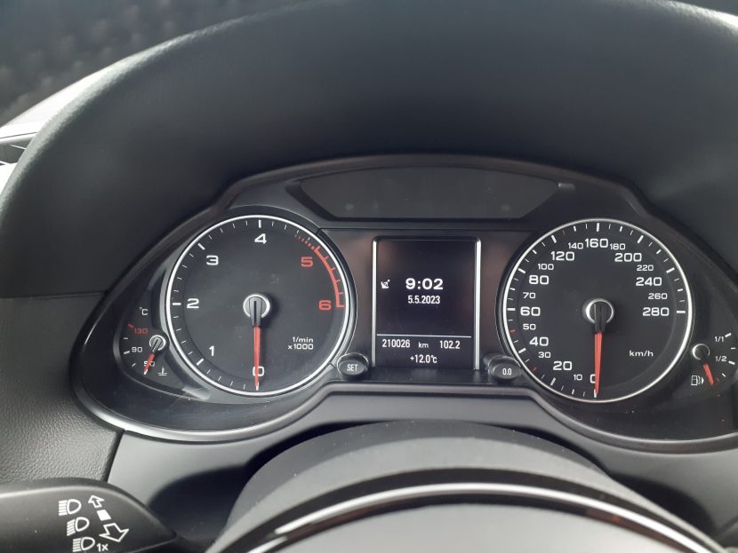 AUDI Q5 2.0 Diesel 190 CP - imagine 6