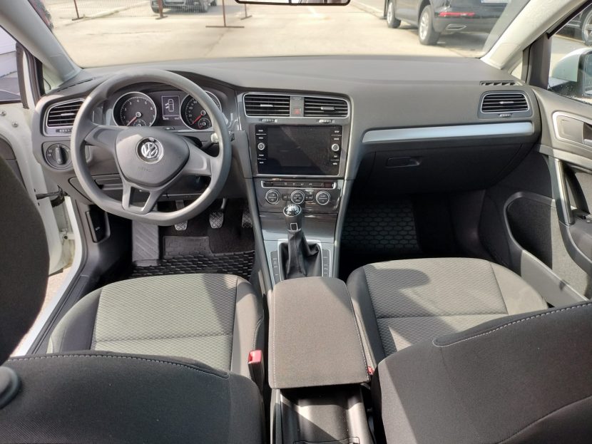 VOLKSWAGEN GOLF 1.0 Benzina 115 CP - imagine 3