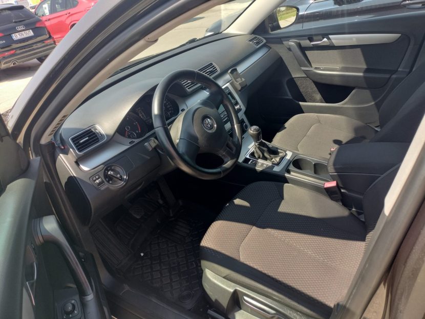 VOLKSWAGEN PASSAT 1.6 Diesel 105 CP - imagine 4