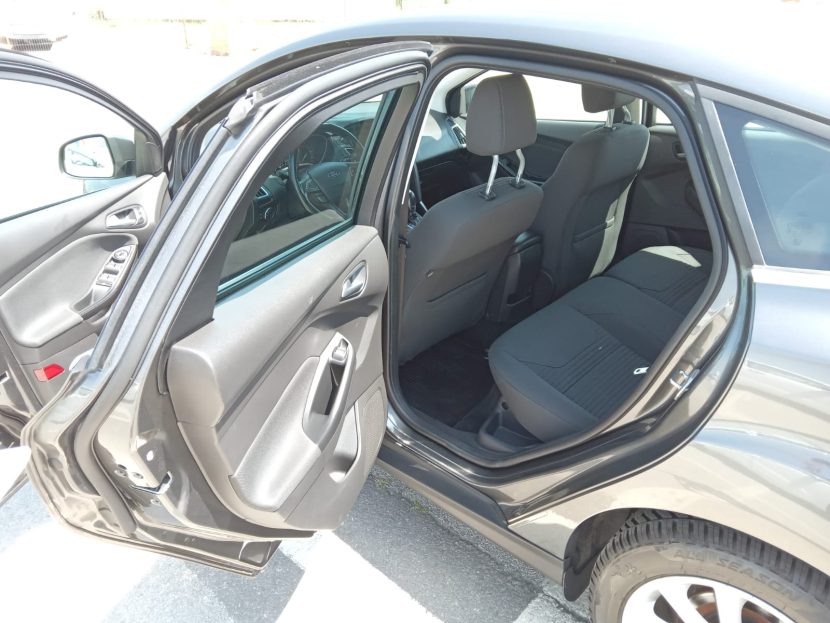 FORD FOCUS 1.5 Diesel 120 CP - imagine 5
