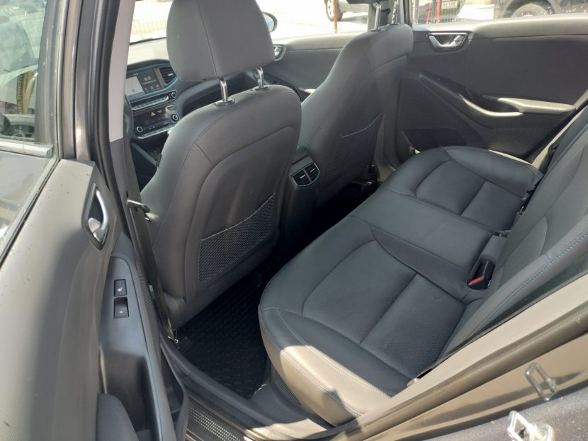 HYUNDAI IONIQ 1.6 Hybrid 105 CP - imagine 5