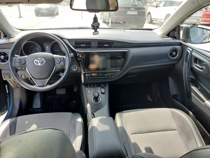 TOYOTA AURIS 1.8 HYBRID 99 CP - imagine 3