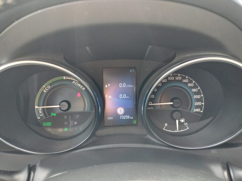 TOYOTA AURIS 1.8 HYBRID 99 CP - imagine 6