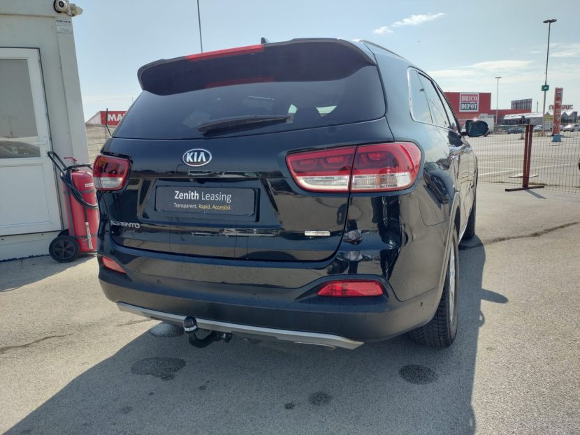 KIA SORENTO 2.2 Diesel 200 CP - imagine 2