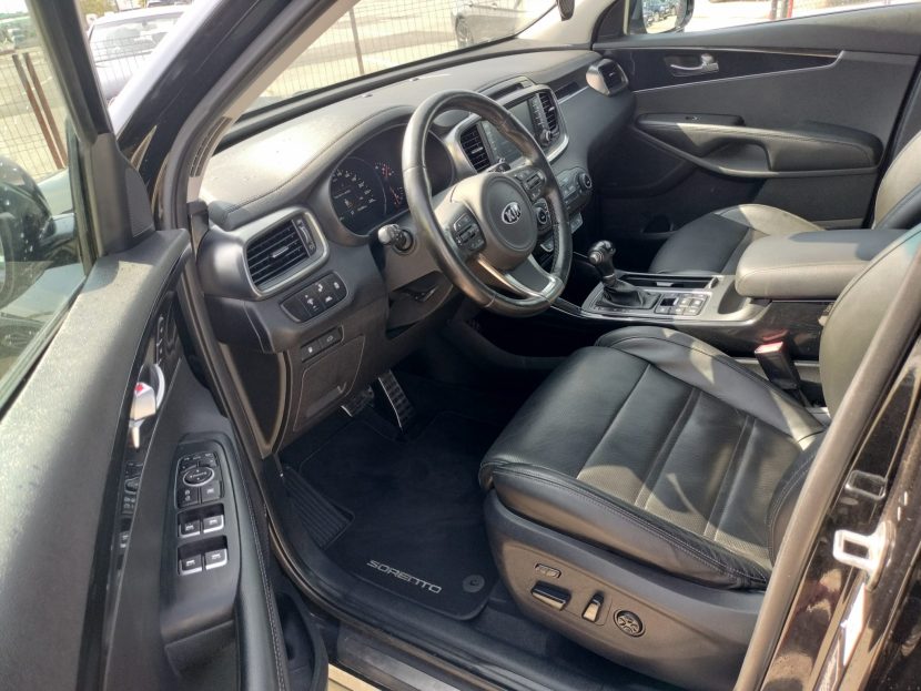 KIA SORENTO 2.2 Diesel 200 CP - imagine 4