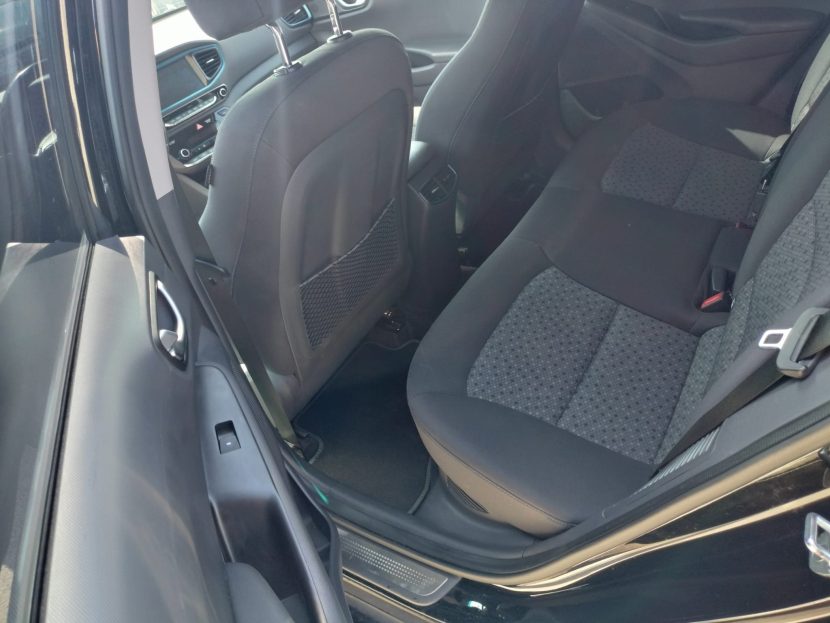 HYUNDAI IONIQ 1.6 Hybrid 105 CP - imagine 5