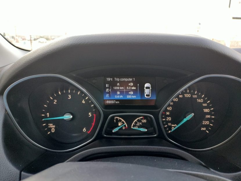 FORD FOCUS 1.5 Diesel 120 CP - imagine 6