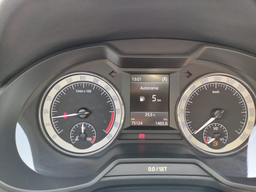 SKODA OCTAVIA 1.6 Diesel 115 CP - imagine 6