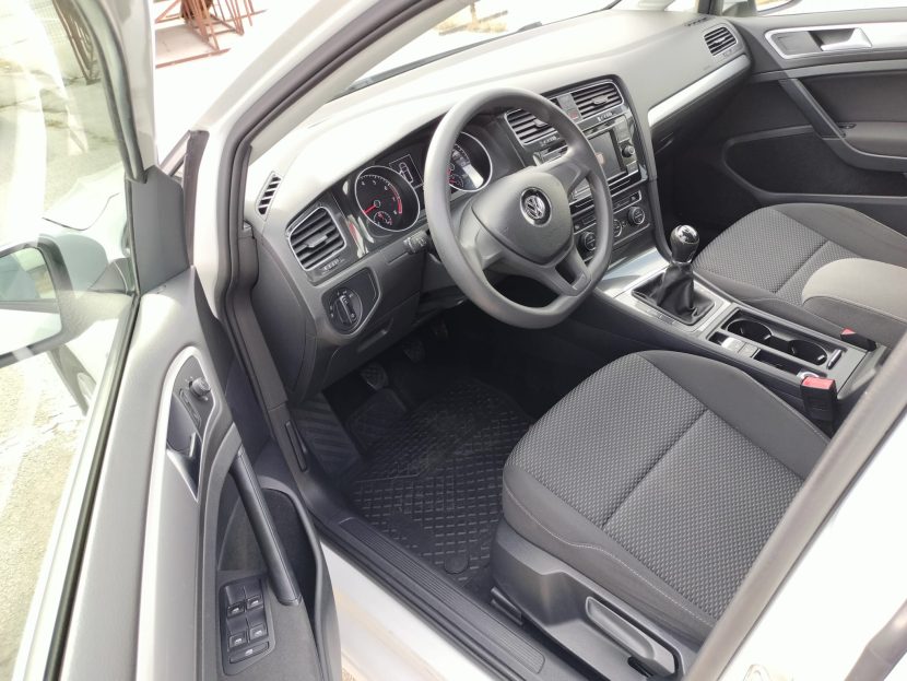 VOLKSWAGEN GOLF 1.0 Benzina 110 CP - imagine 4