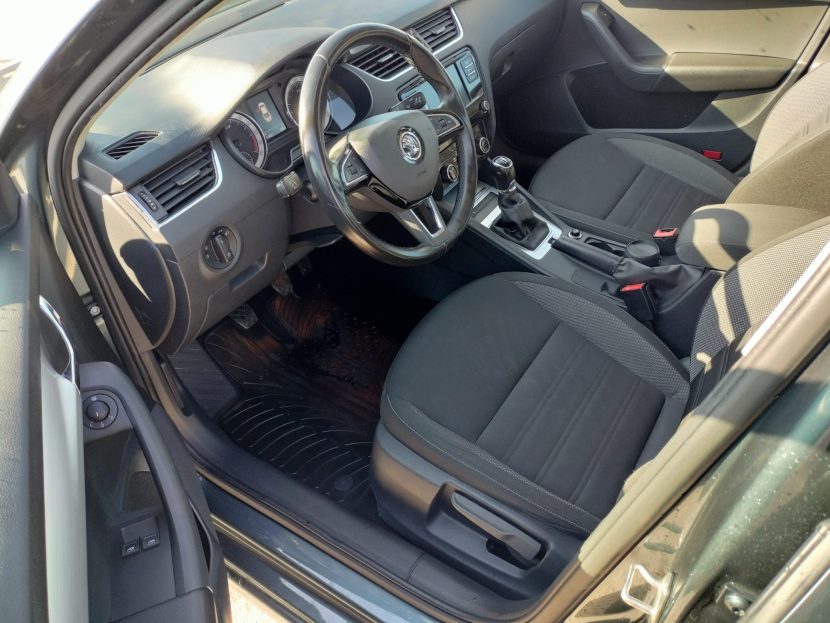SKODA OCTAVIA 2.0 Diesel 149 CP - imagine 4
