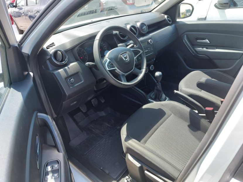 DACIA DUSTER 1.5 Diesel 115 CP - imagine 4