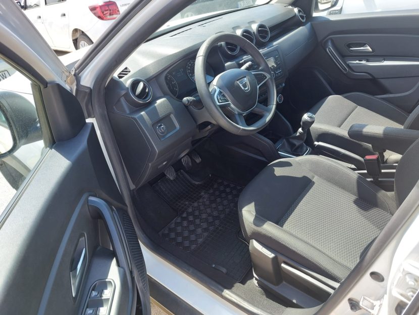 DACIA DUSTER 1.5 Diesel 115 CP - imagine 4