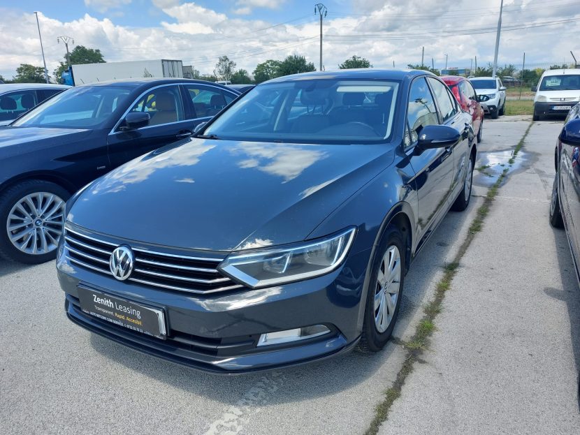 VOLKSWAGEN PASSAT 1.4 Benzina 125 CP