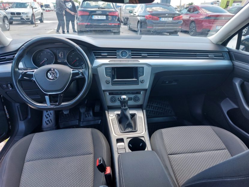 VOLKSWAGEN PASSAT 1.4 Benzina 125 CP - imagine 3