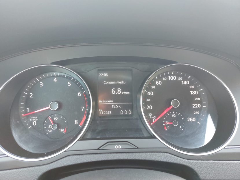 VOLKSWAGEN PASSAT 1.4 Benzina 125 CP - imagine 6