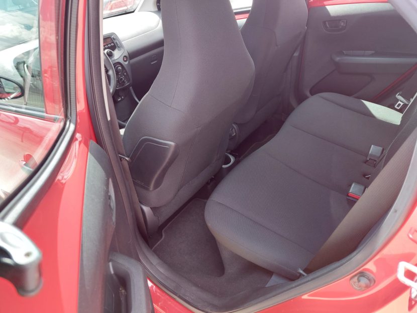 TOYOTA AYGO 1.0 Benzina 72 CP - imagine 5