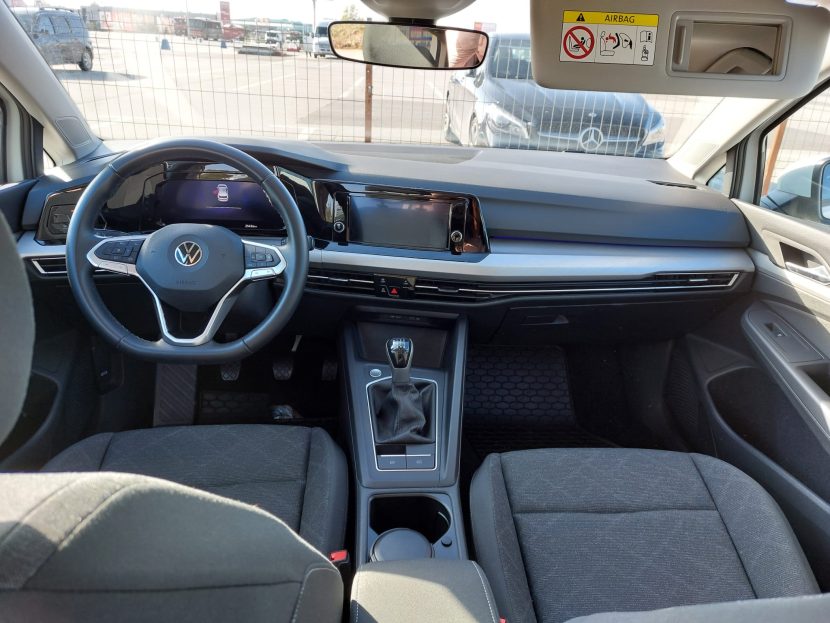 VOLKSWAGEN GOLF 1.0 Benzina 110 CP - imagine 3