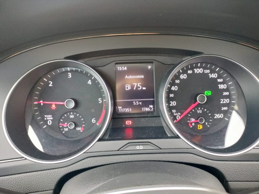 VOLKSWAGEN PASSAT 2.0 Diesel 122 CP - imagine 6