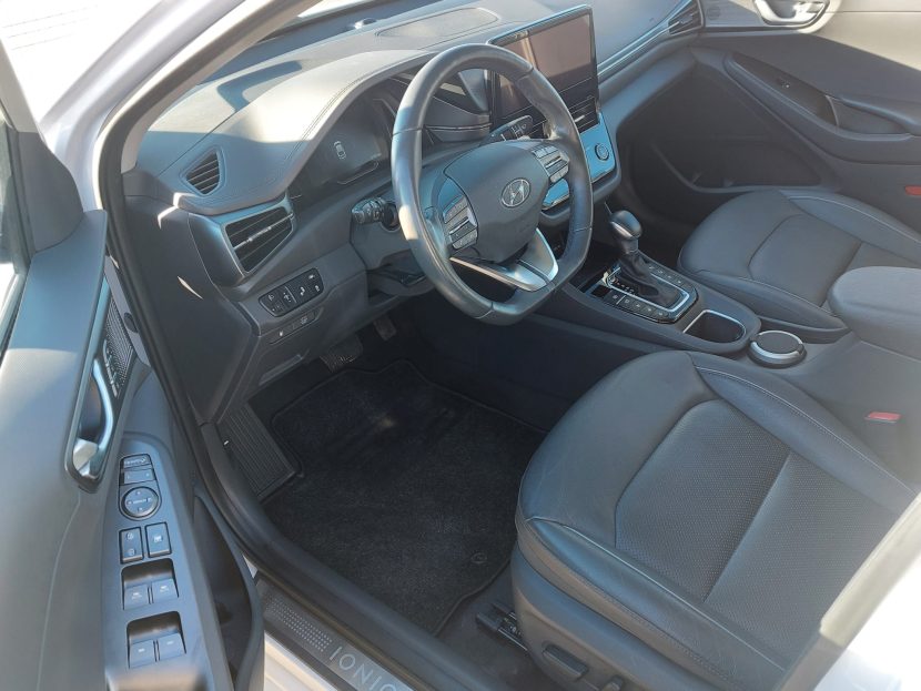 HYUNDAI IONIQ 1.6 Hybrid 105 CP - imagine 4