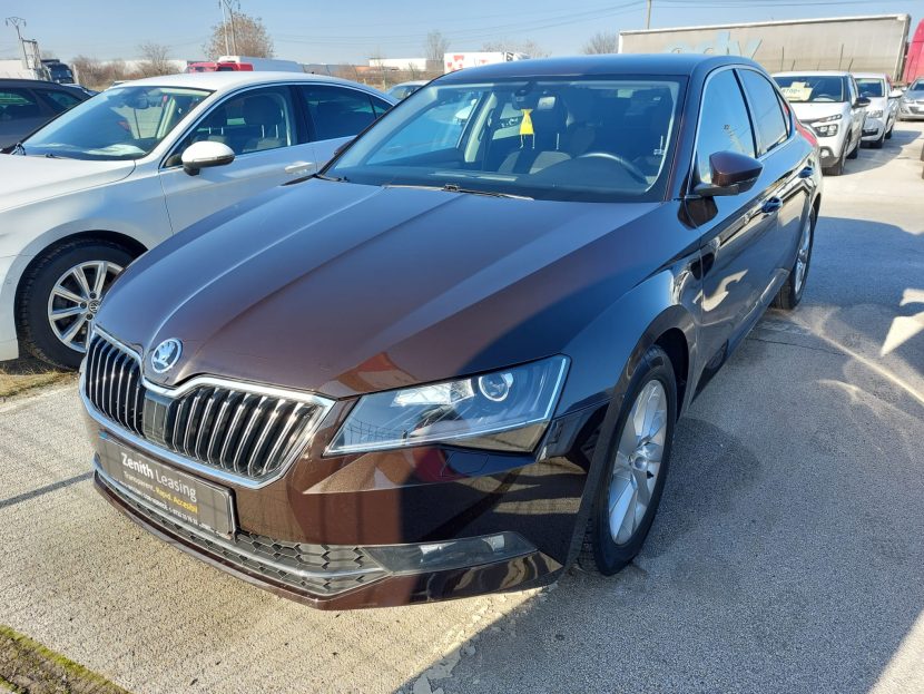 SKODA SUPERB 1.5 Benzina 150 CP