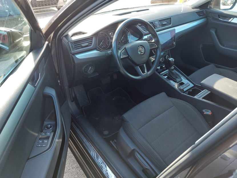 SKODA SUPERB 1.5 Benzina 150 CP - imagine 4