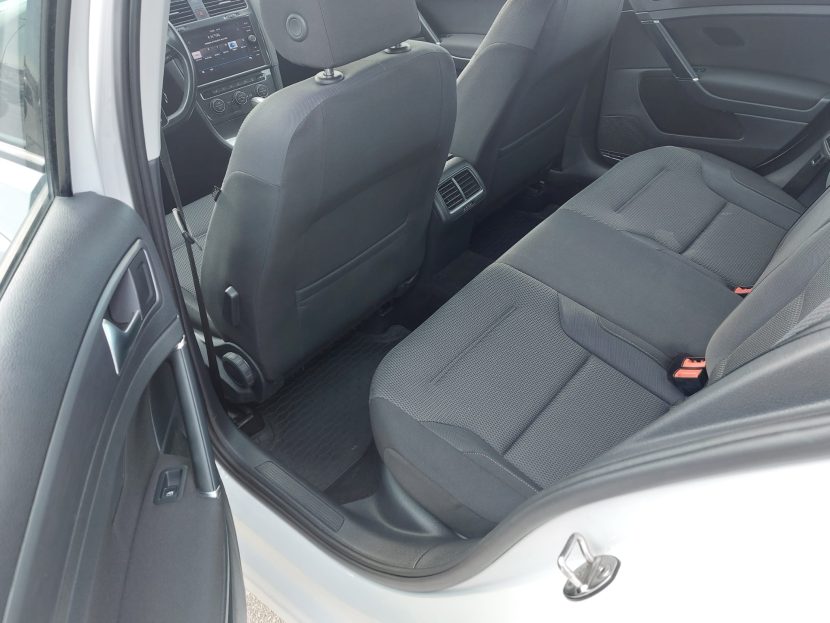 VOLKSWAGEN GOLF 1.5 Benzina 150 CP - imagine 5